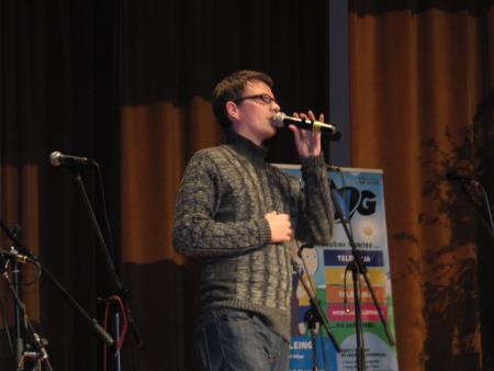 9. tradicionalni Valentinov glasbeno-humoristični koncert 24